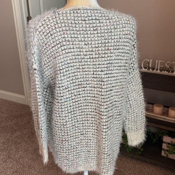 EUC Angie Sweater (size medium) - Picture 4 of 9